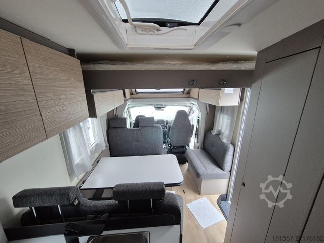 Teilintegriertes Wohnmobil BÜRSTNER Campeo TD 676 G