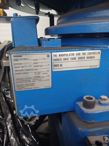 Industrial robot Yaskawa MOTOMAN MA2010