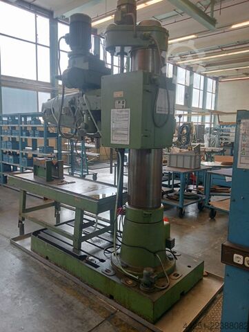 Radial drilling machine Csepel RF50 / 1250