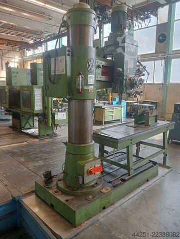 Radial drilling machine Csepel RF50 / 1250