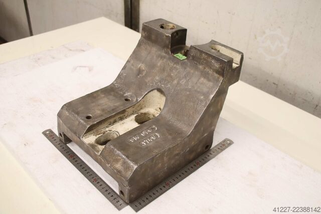Punching tool unbekannt Aufnahme Unten  Ø 100/43 mm