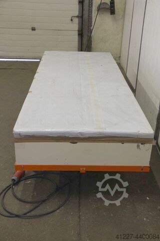 Scissor lift table 700 kg Gruse ELS 1-8-1-G-SO mit Rollenbahn