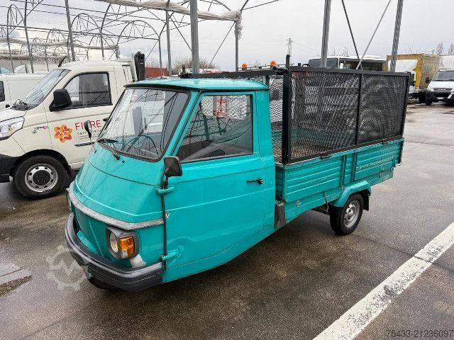 Transporter mit Kipper Piaggio APE CAR P3 218 RIBALTABILE