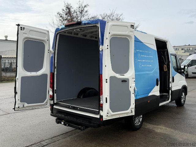 Kastenwagen IVECO 35S14E V LED / AHK-3,5T / ACC