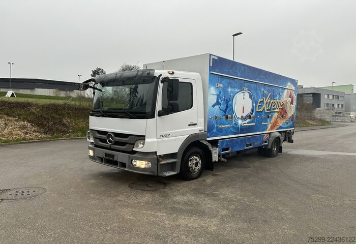 Kühlkoffer-LKW Mercedes-Benz Atego 1022 4x2 Kühlkoffer mit HB