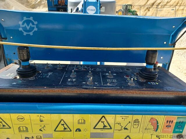 Telescopic boom Genie S45 XC Trax