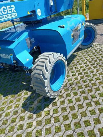 Articulating boom Magni DAB 18 RT