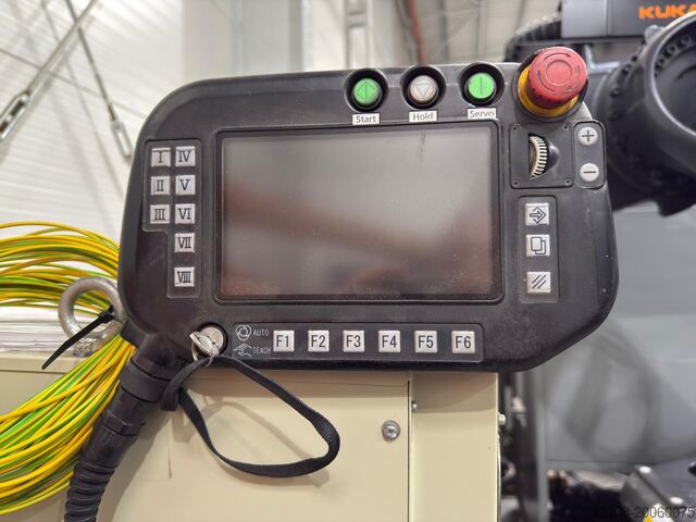 Industrieroboter PANASONIC YA-1 TAR81 E01