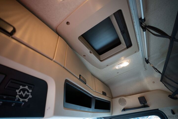 Standard tractor MERCEDES ACTROS 1843 LS+KIPHYDR.