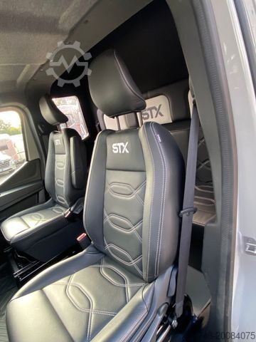 Viehtransporter RENAULT MASTER STX NEW MODELL  2025 5 Sitzer Haras ex. L