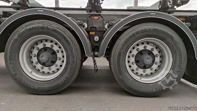 Timber transporter PAVIC HTA 27 68 Blatt/Blatt 3-Achser Schemel OPTIPA