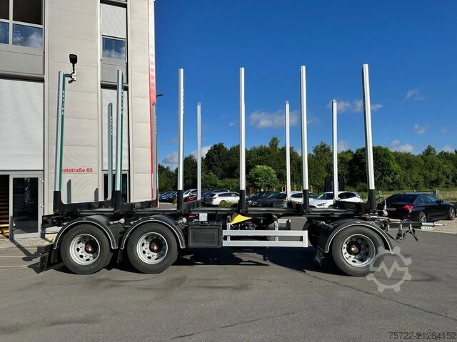 Holztransporter PAVIC HTA 27 68Z Luft/Luft 3-Achser Zwilling Schemel ...