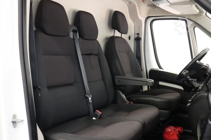 Delivery van Citroën Jumper 2.2 BlueHDi 120PK L2H1 EURO 6 - Airco - ...