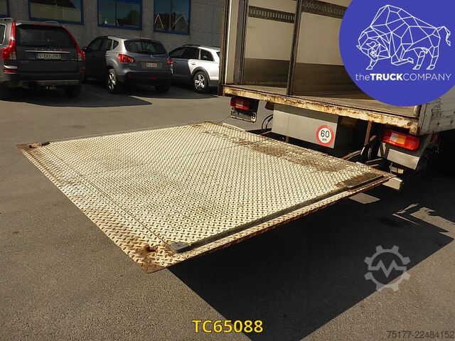 Suitcase Volvo FL 220