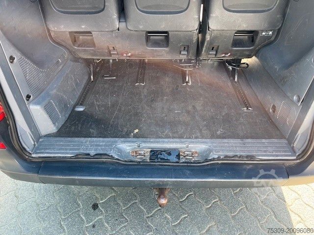 Minibus MERCEDES-BENZ Vito Kombi 115 CDI lang - Injektorenprobleme -