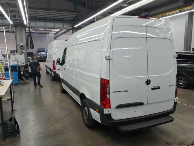 Van Mercedes-Benz Sprinter 317 CDI,L2H2,Automatik,Kamera,Navi