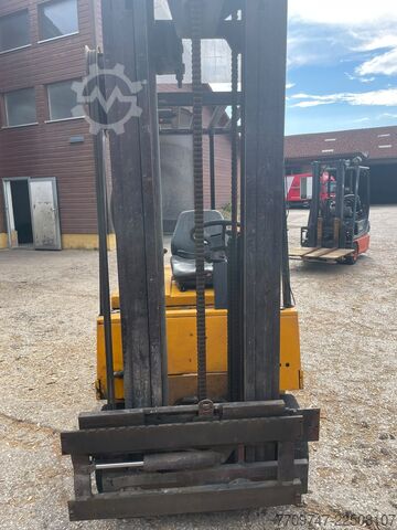 Front loader forklift Jungheinrich EFG D 12,5 6E 115-510 02