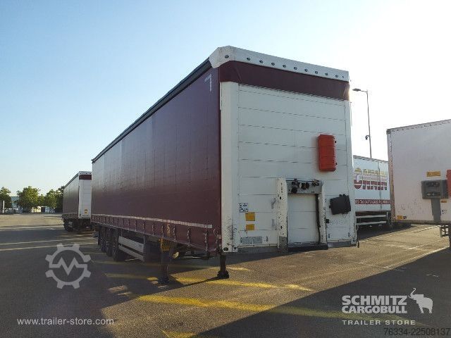 Open semitrailer with tarp Schmitz Cargobull Semitrailer Curtainsider Standard Hayon