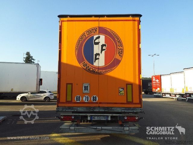 Open semitrailer with tarp Schmitz Cargobull Semitrailer Curtainsider Standard Hayon