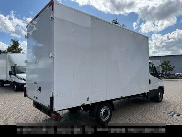 Transporter mit Koffer IVECO Daily 35s14 Möbel Maxi 4,39 l / 2,37 hoch 22 m³