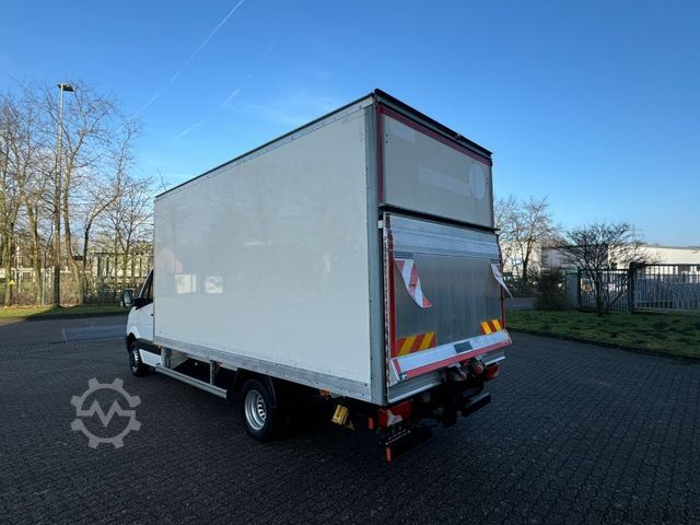 Box van MERCEDES-BENZ Sprinter 516 CDI Koffer mit Ladebordwand *L 4,80