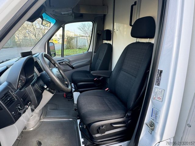 Box van MERCEDES-BENZ Sprinter 516 CDI Koffer mit Ladebordwand *L 4,80