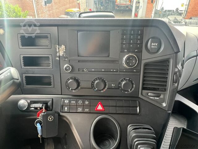 LKW mit Kofferaufbau Mercedes-Benz Antos 1827 E6 Koffer 8,5m LBW S.Tür 713.000 km