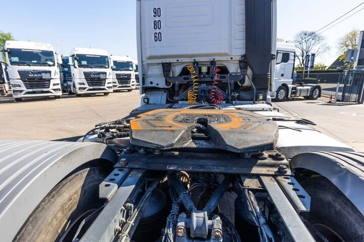 Standard tractor Mercedes-Benz ACTROS 1844 LS MP3+VOITH+HYDR