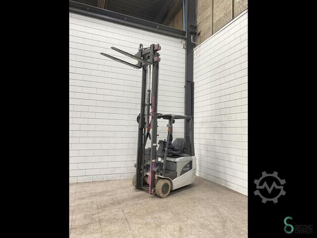 Forklift Nissan 1 N 1 L 15 Q