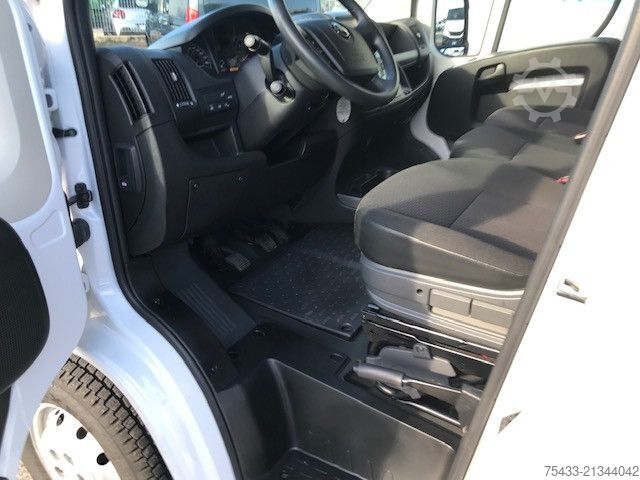 Panel van Opel Movano 33 L1H1 2.2 Bluehdi 140cv S&S