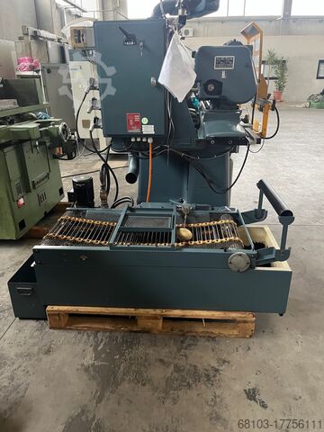 Cylindrical grinding machine Jones & Shipman 1300