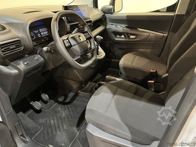 High-roof van Opel Combo 1.2 PureTech 110 PK L1 BENZINE / Euro 6 /...