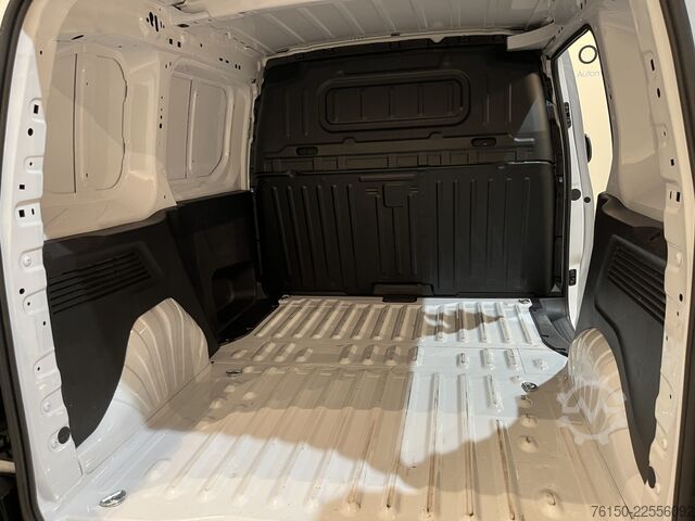 High-roof van Opel Combo 1.2 PureTech 110 PK L1 BENZINE / Euro 6 /...