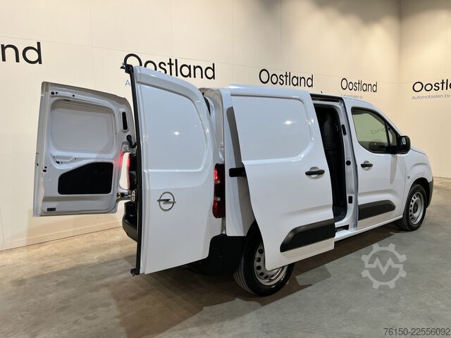 High-roof van Opel Combo 1.2 PureTech 110 PK L1 BENZINE / NIEUW MO...