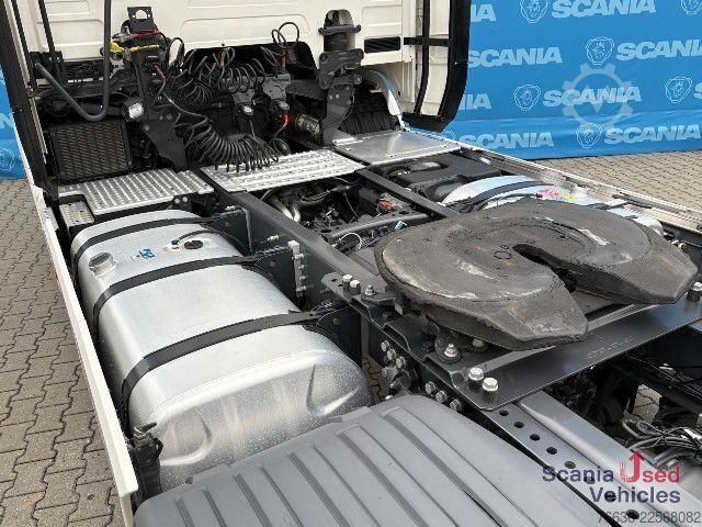 Standard tractor unit Scania R 460 A4x2NB DIFF-L RETARDER FULL AIR P-AIRCO