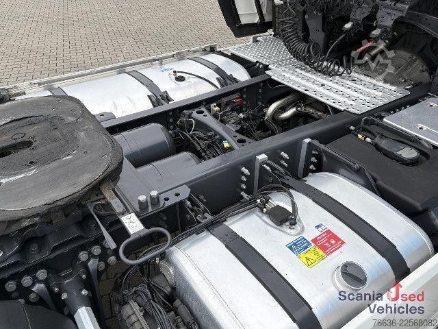 Standard tractor unit Scania R 460 A4x2NB DIFF-L RETARDER FULL AIR P-AIRCO