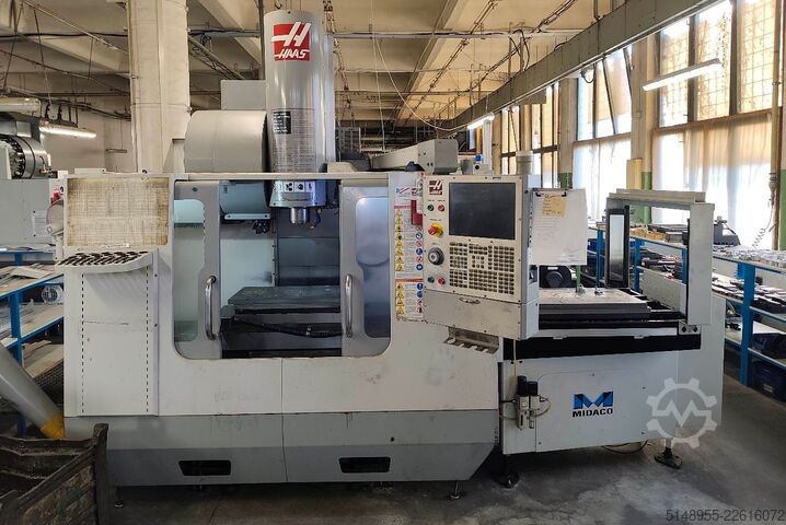 Vertikales Bearbeitungszentrum HAAS VF-2SSHE + MIDACO Pallet System