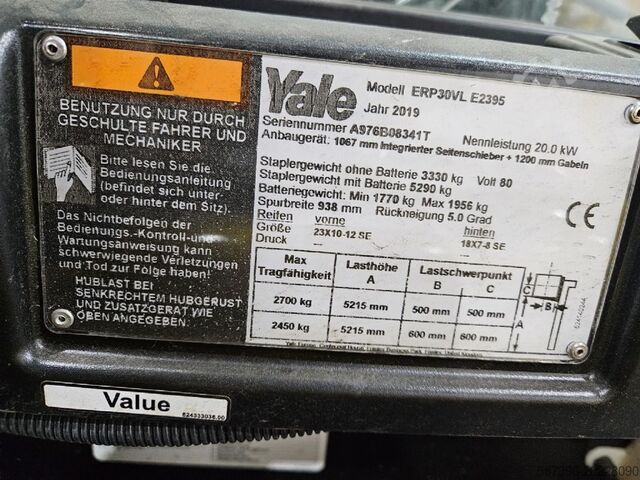 Electric 4-wheel forklift Yale ERP30VL