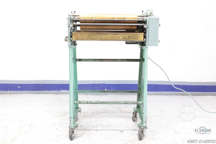 Anleimmaschine / Gluing machine Tränklein AM500