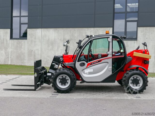 Telescopic forklift Manitou MT 625