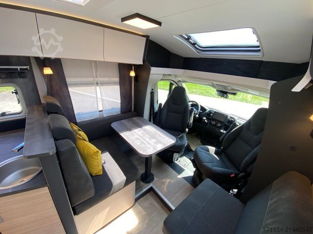 Semi-integrated camper HOBBY Optima De Luxe T70 GE,Automatik