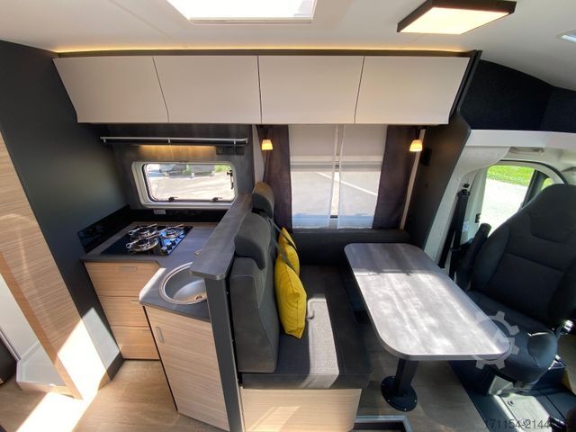 Semi-integrated camper HOBBY Optima De Luxe T70 GE,Automatik