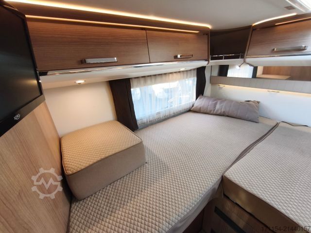 Semi-integrated camper MALIBU T 460LE