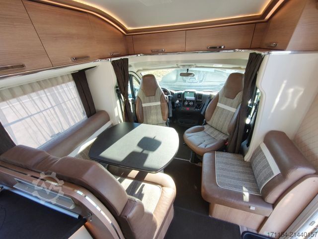 Semi-integrated camper MALIBU T 460LE