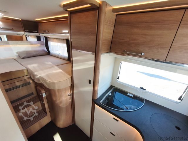 Semi-integrated camper MALIBU T 460LE