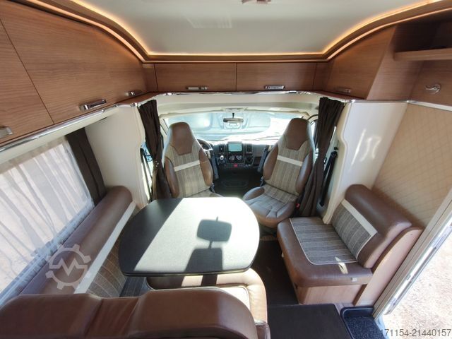 Semi-integrated camper MALIBU T 460LE