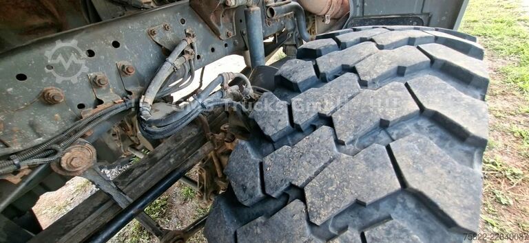 Truck chassis MERCEDES-BENZ Actros 1841 / 4X4 ALLRAD / Expedition Wohnmobil