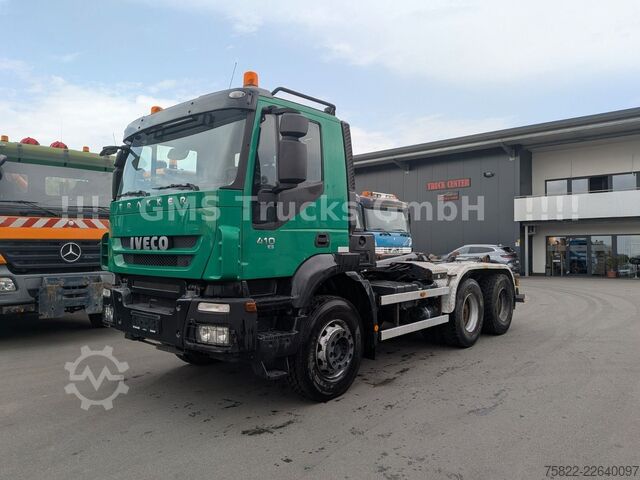 Roll-off tipper truck IVECO Trakker 410 / 6X4 / Full steel / Manual Retarder
