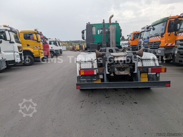 Roll-off tipper truck IVECO Trakker 410 / 6X4 / Full steel / Manual Retarder