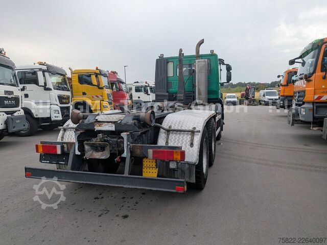 Roll-off tipper truck IVECO Trakker 410 / 6X4 / Full steel / Manual Retarder